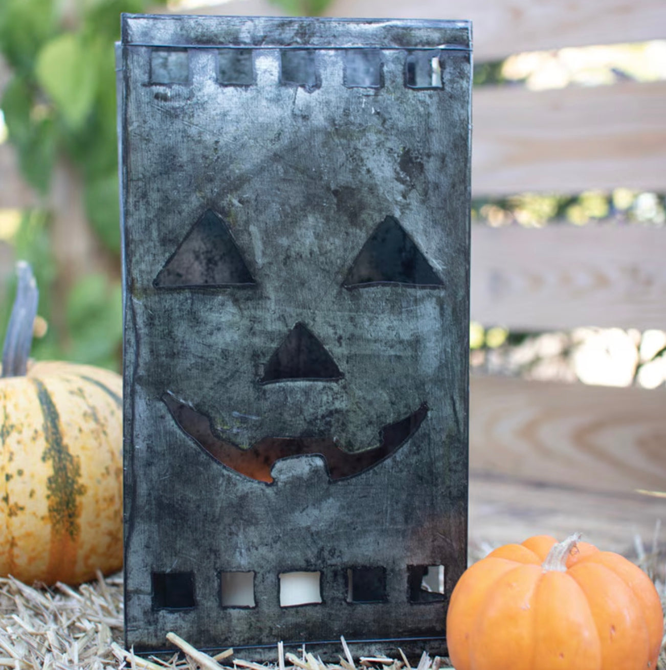 TIN BAG JACK-O-LANTERN LUMINARY