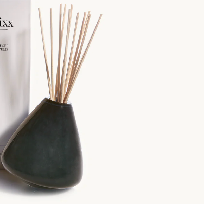 Nuit Blanche Vase Diffuser