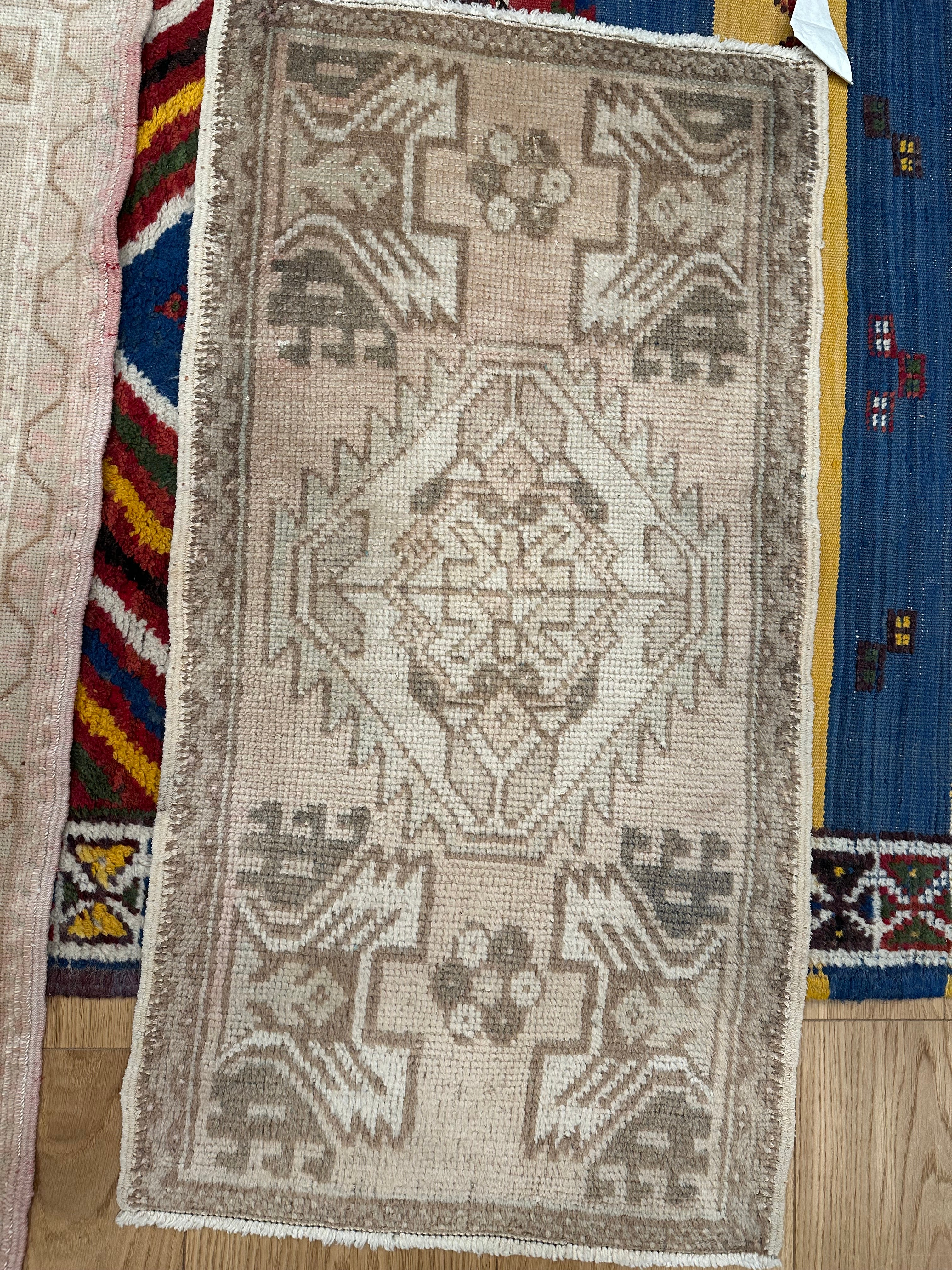 Vintage Mini - Pink and Brown