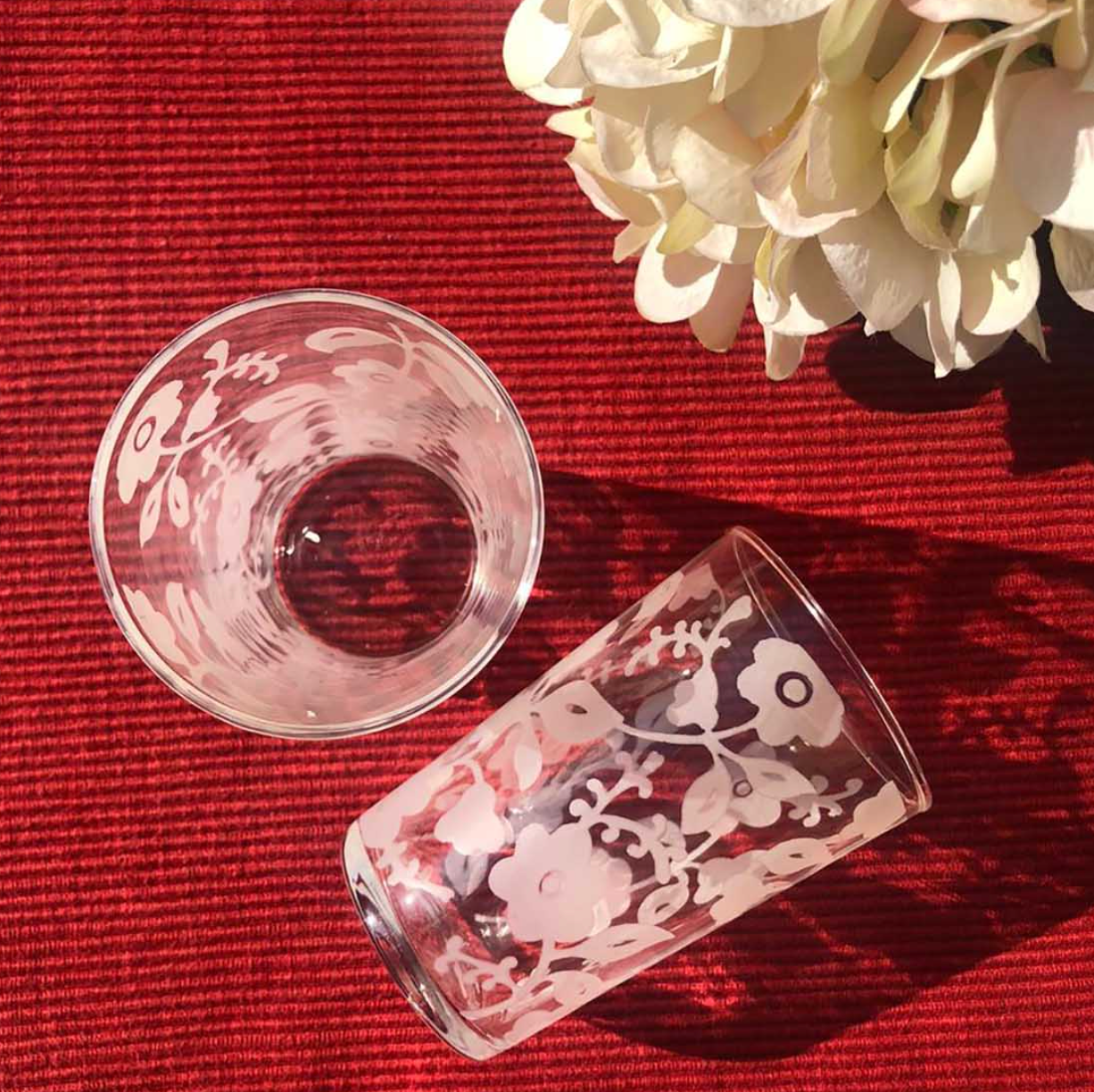 Set of 6 Tea Glasses White Flowers