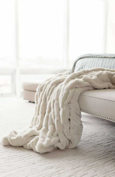 Couture Throw Ivory Mink