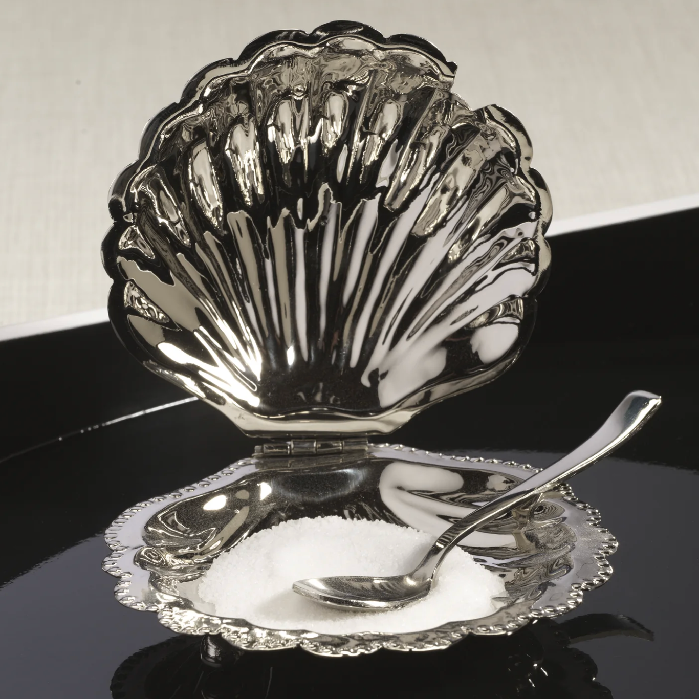 Cap Ferrat Fan Shell Lidded Bowl with Spoon - Polished Nickel