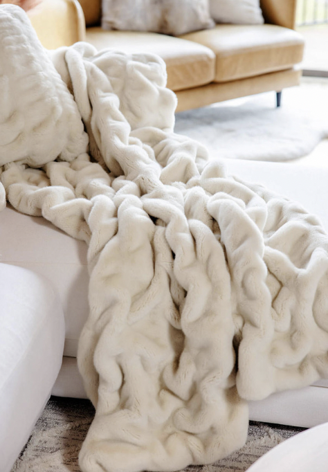 Couture Throw Ivory Mink