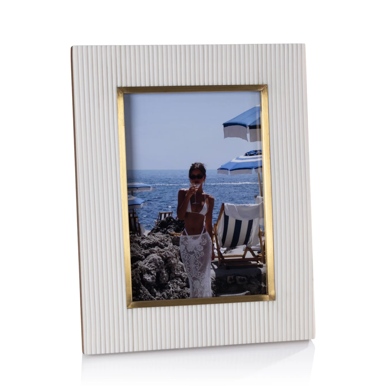 Bossa Ribbed White Resin Photo Frame with Brass Inside Border - 4x6
