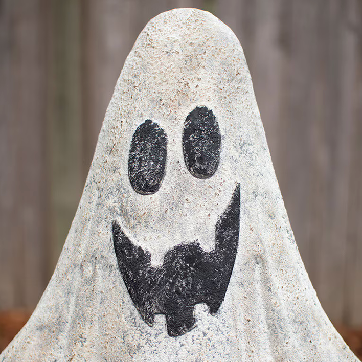 (S) PAINTED METAL GHOST